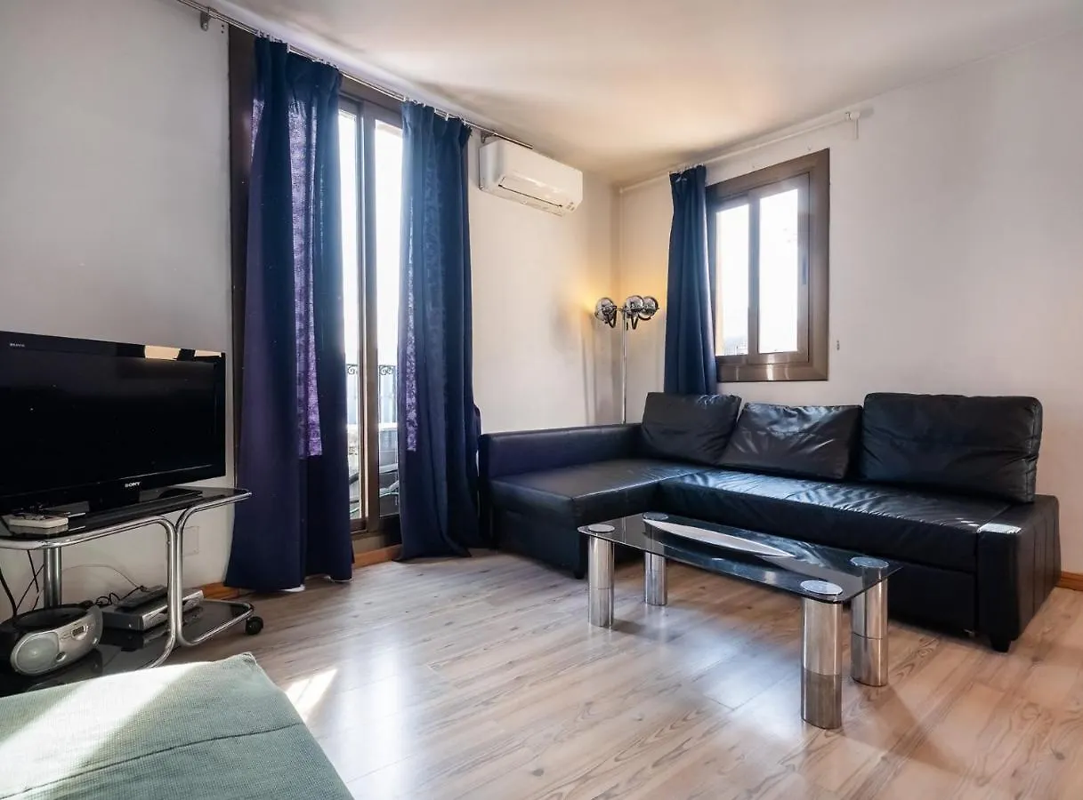 Apartamentos El Pintor Barcelona Apartment